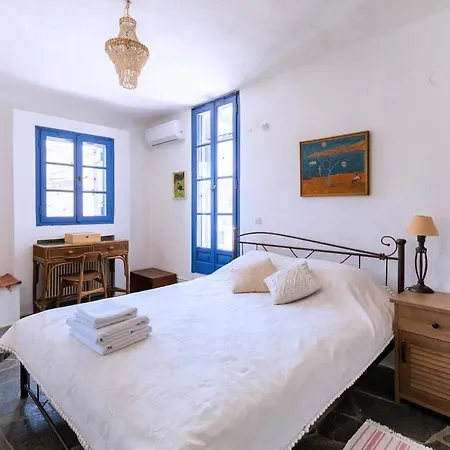 Traditional Village House On Kea Milopotamos  Экстерьер фото
