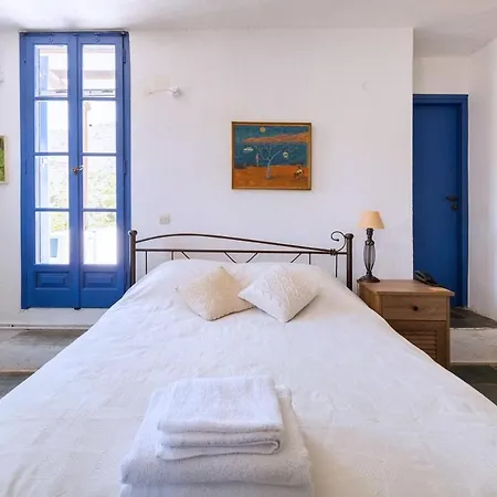 Traditional Village House On Kea Milopotamos  Экстерьер фото