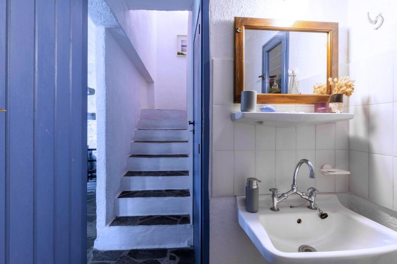 Traditional On Kea Villa *