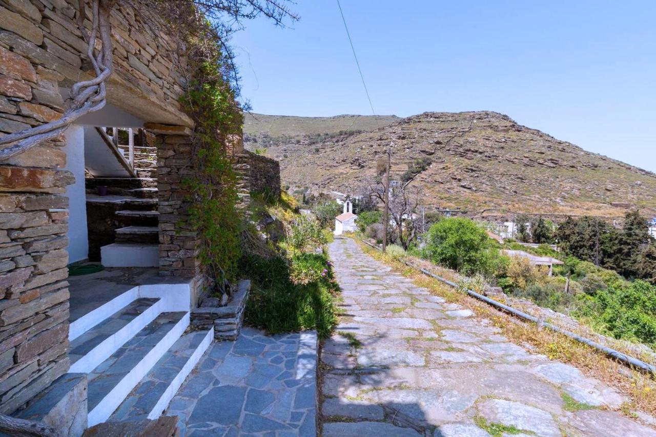 Traditional On Kea Villa *